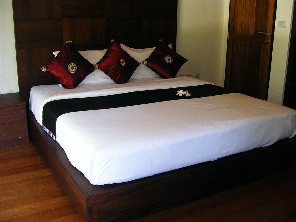 Baan Banyan Villa, Wood House Short Walk To Mae Nam Beach Kültér fotó